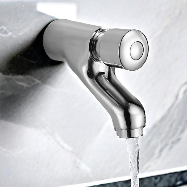 Wandmontierte Waschbeckenarmaturen, Badezimmer-Waschtischarmatur mit selbstschliessendem Druckhebel,