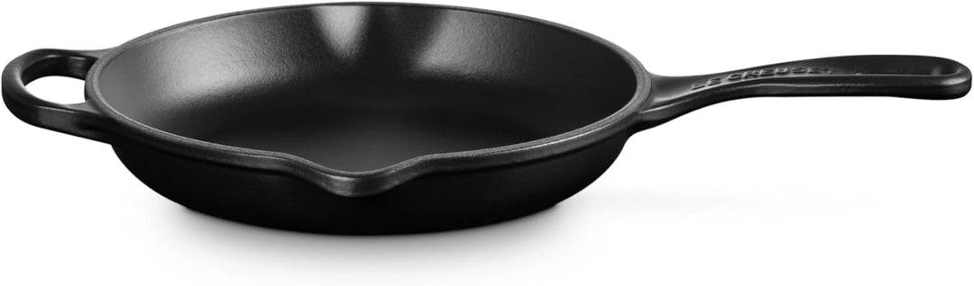 Le Creuset Signature Gusseisen Brat- und Servierpfanne, Rund, Ø 20 cm, Für alle Herdarten inkl. Indu