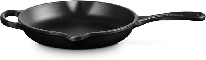 Le Creuset Signature Gusseisen Brat- und Servierpfanne, Rund, Ø 20 cm, Für alle Herdarten inkl. Indu