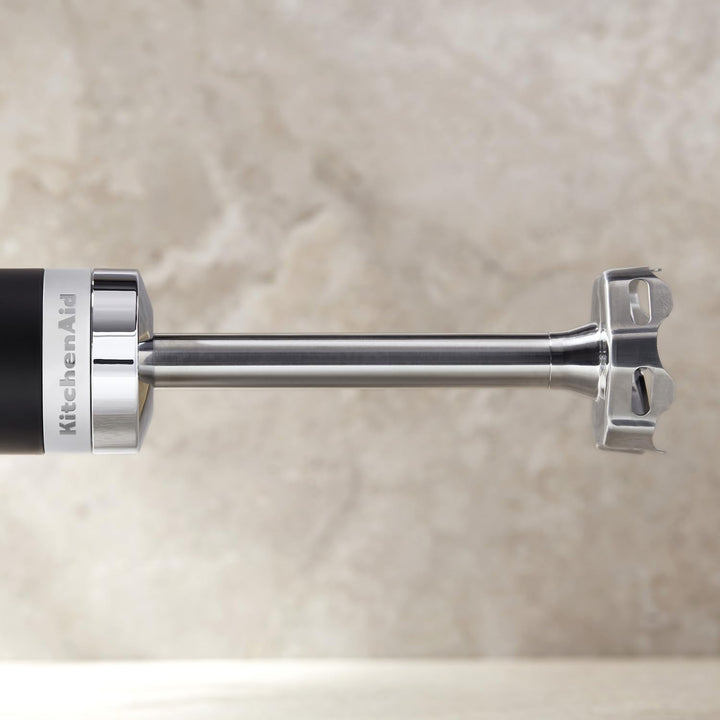 KitchenAid Kabelloser Stabmixer - Go Cordless - 700 ml BPA-freier Becher - Kratzschutz - Edelstahlkl