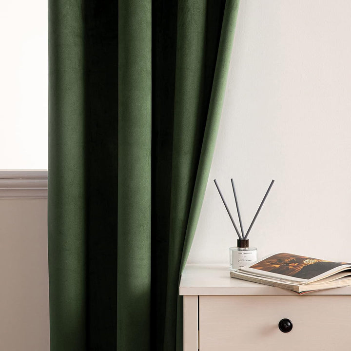 Woaboy Verdunkelungsvorhang Samt Gardinen mit Ösen 140x200 cm Matcha Grün | Vorhänge Samtvorhänge Bl