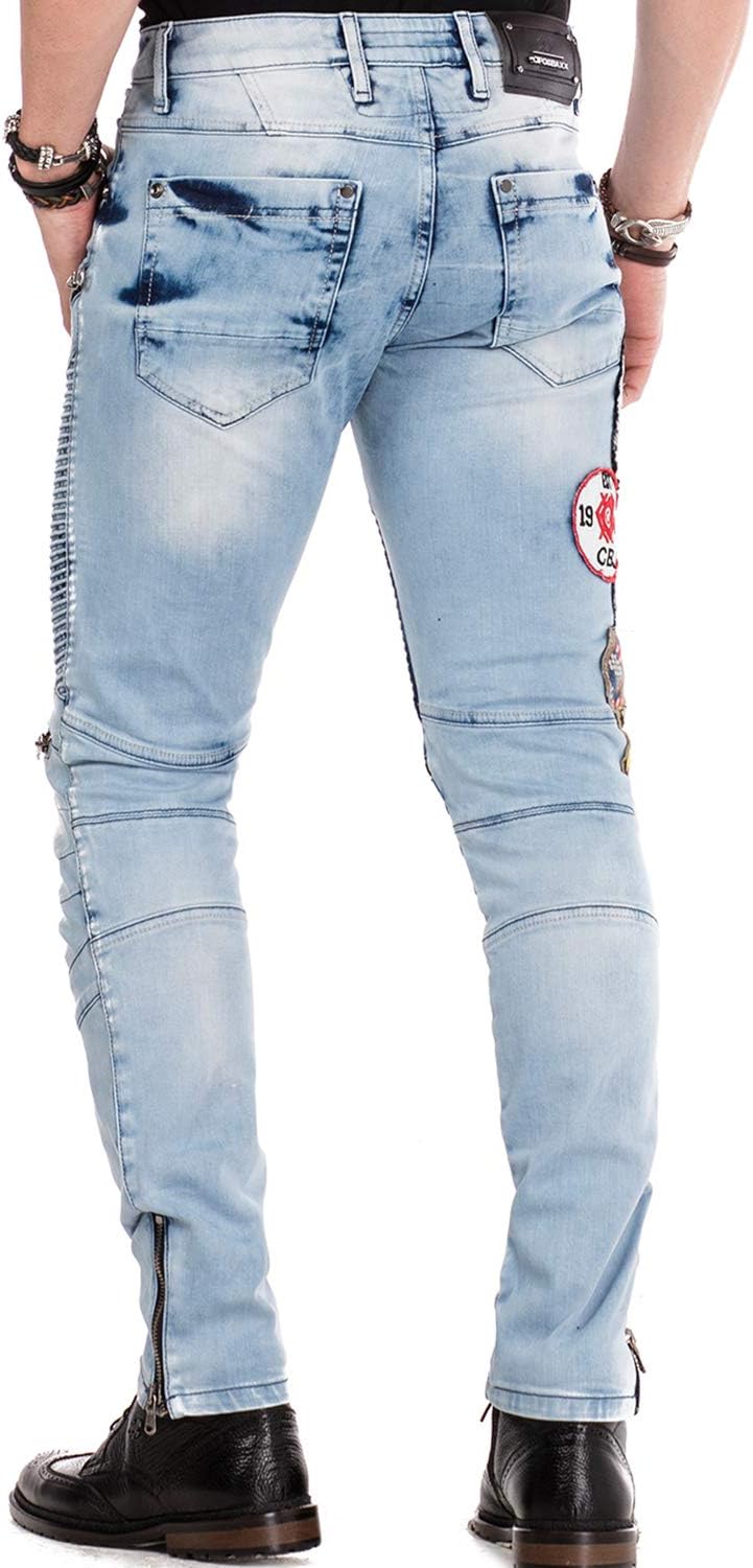 Cipo & Baxx Herren Jeanshose Biker STYL Slim Fit Denim Design Aufnähern Straight Fit Jeans Hose CD49