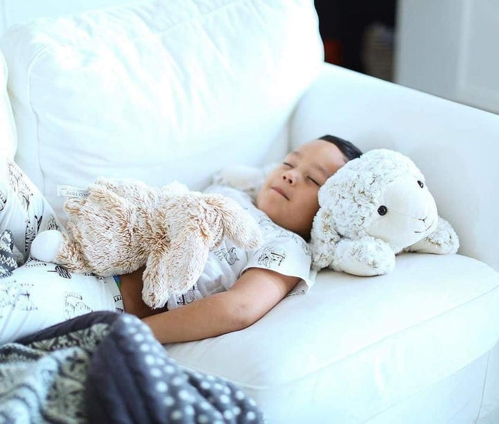 Mollis Molli Toys Lamm Shaun Kuscheltier - Plüschtiere entwickelt in Schweden (50 cm), 50 cm