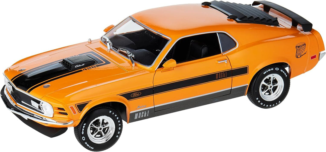 Maisto Ford Mustang Mach 1 (1970): Modellauto im Massstab 1:18, Türen, Kofferraum und Motorhaube bew
