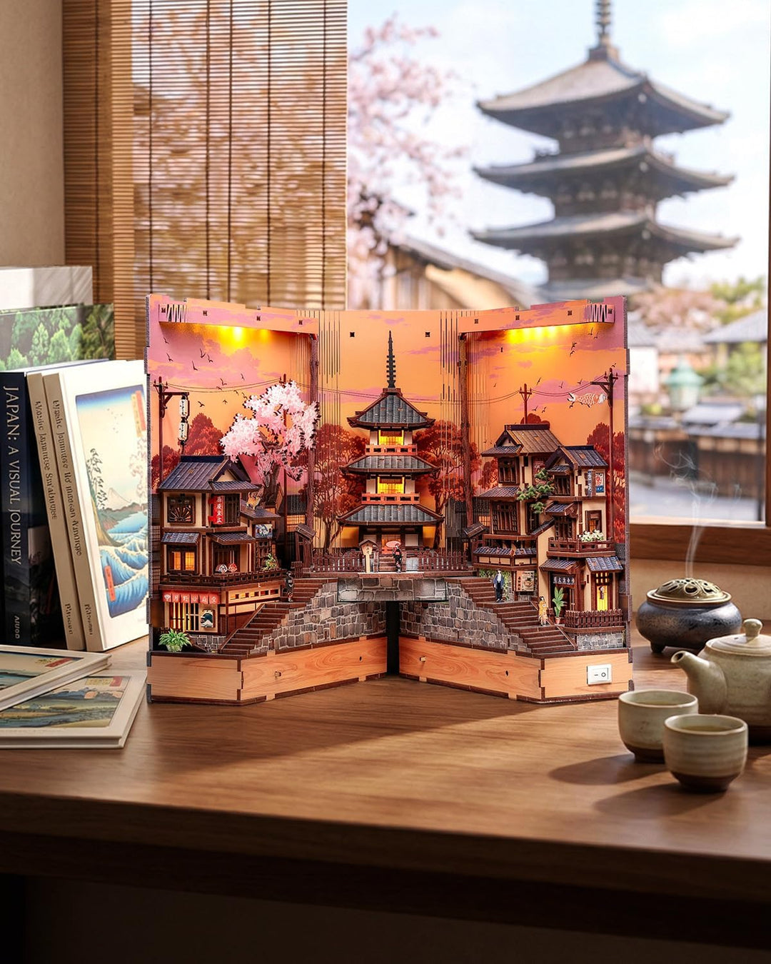 CUTEBEE 3D-Holzmodell Bausatz mit LED-Warmlicht, Japan Kyoto Strasse Bücherregal-Einsatz, Miniaturha