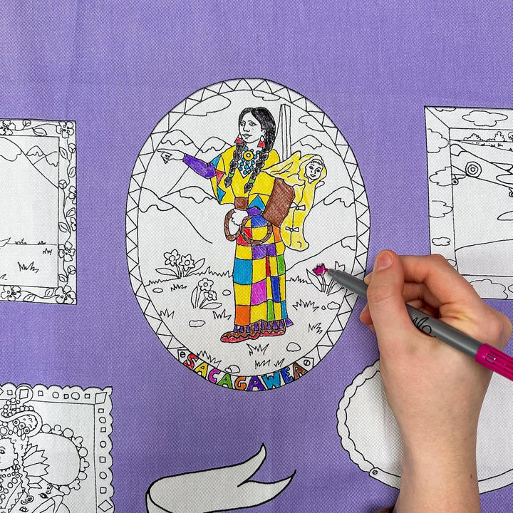 eatsleepdoodle Heldinnen der Geschickte-Tischdecke zum Ausmalen, spielerisches Lernen, waschbar und