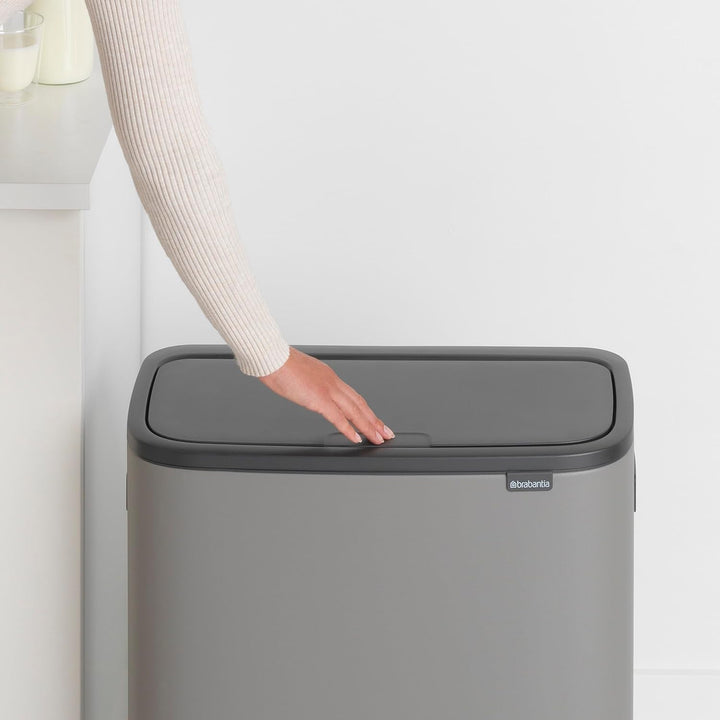 Brabantia 221460 Bo Touch Bin – 2 x 30 Liter Inneneimer (Mineralbeton grau) Abfalleimer / Recycling