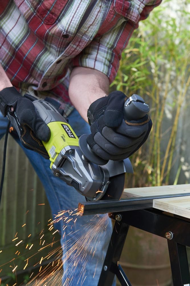 RYOBI 600W Elektro-Winkelschleifer RAG600-115G (Anti-Vibrations-Grifffläche, Spindelarretierung für