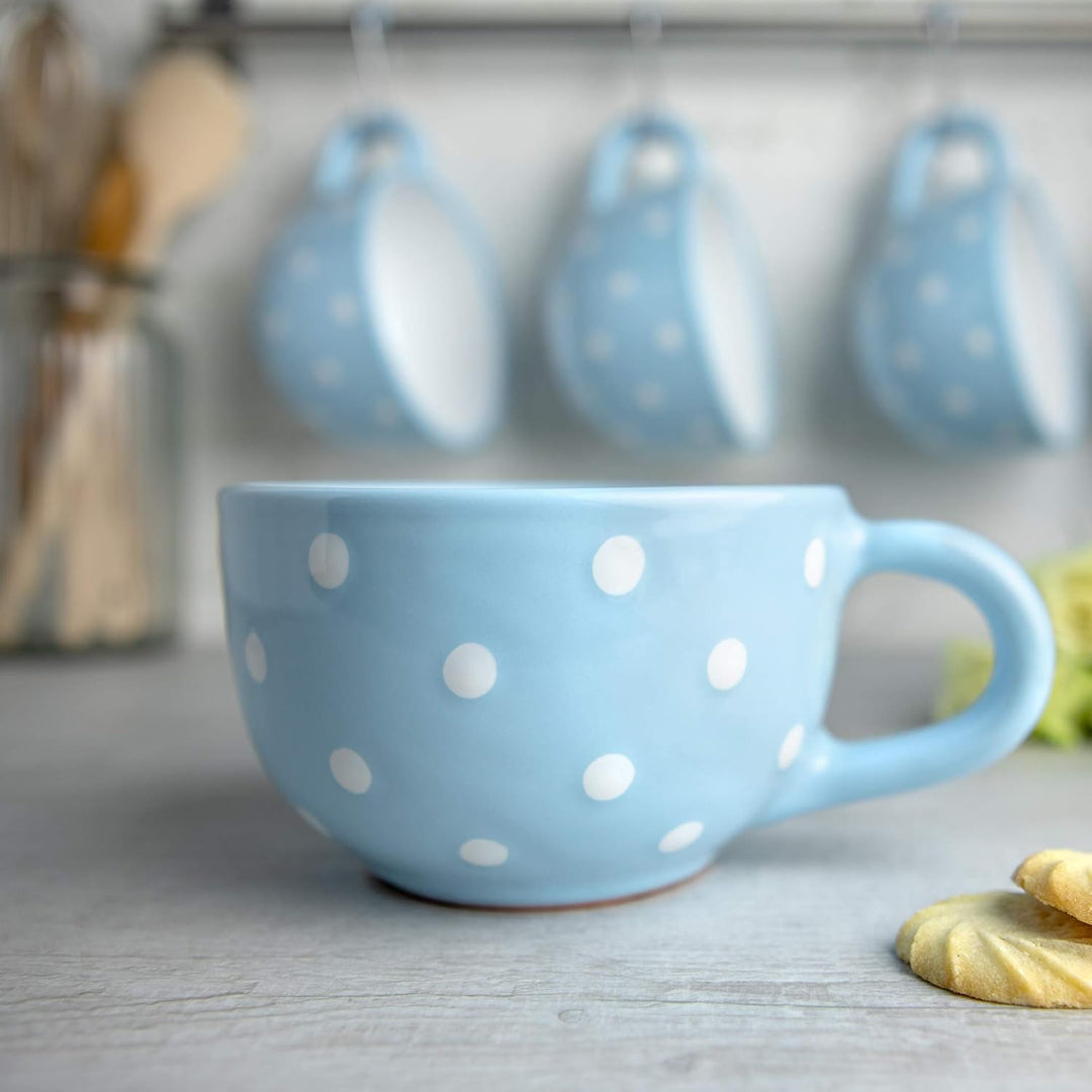 City to Cottage® - Keramik XXL Tasse 500 ml | Kaffeebecher | Hellblau und Weiss | Polka Dots | Handg