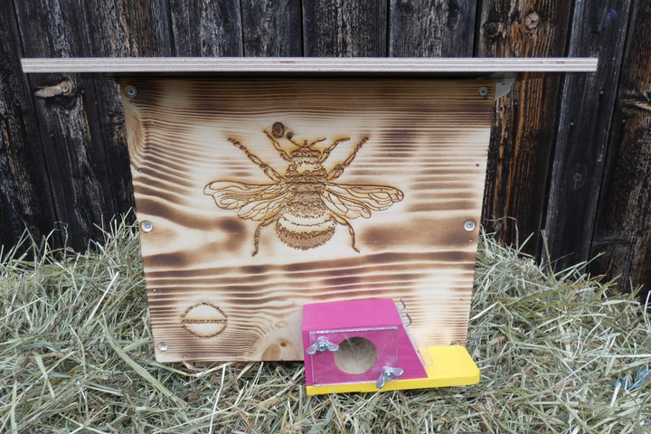 Hummelkasten mit Wachsmottensperre, Sichtfenster und Nistmaterial Wetterfest Bienenhaus Hummelhaus N