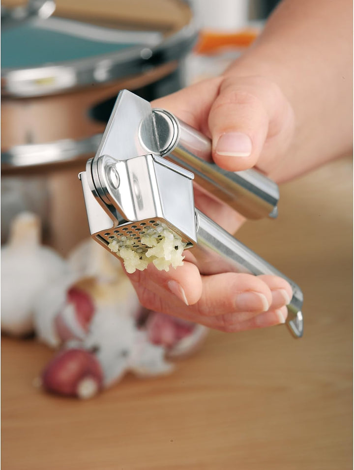 WMF Profi Plus Knoblauchpresse 17,5 cm, Cromargan Edelstahl teilmattiert, spülmaschinengeeignet & Pr