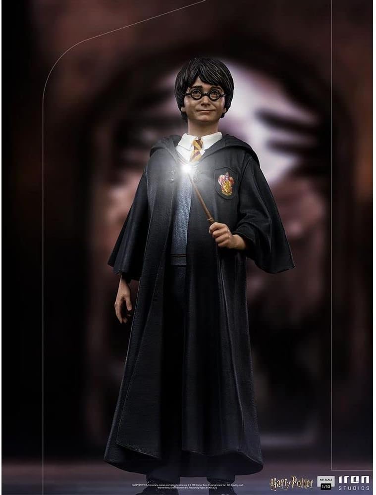 Iron Studios Harry Potter - Harry Potter Art Scale Statue (1/10) (WBHPM40721-10) ca. 17 x 10 x 5 cm