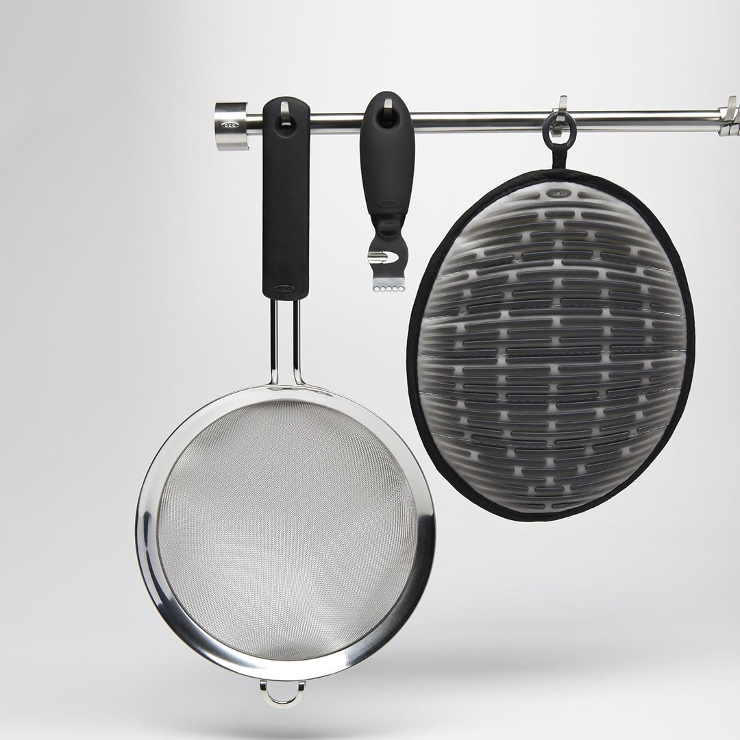 OXO 38891 Nicht erhältlich Stangensieb, Edelstahl, schwarz 6 Inch Strainer, 6 Inch Strainer