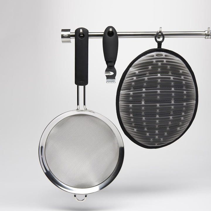 OXO 38891 Nicht erhältlich Stangensieb, Edelstahl, schwarz 6 Inch Strainer, 6 Inch Strainer