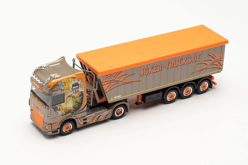 herpa 313827 (Mecklenburg-Vorpommern/Stavenhagen) DAF XF SSC Stöffelliner-Sattelzug „Joker Trucks“ M