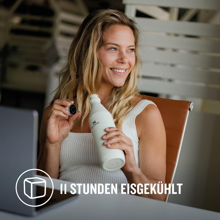 Stanley All Day Slim Trinkflasche Edelstahl 0.6L - Thermosflasche Kühlt 6 Stunden - 11 Stunden Eisge