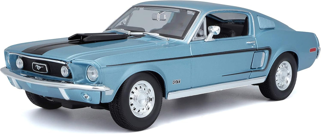 Maisto Ford Mustang GT Cobra Jet 68 Modellauto im Massstab 1:18 (Metallic-Blau)