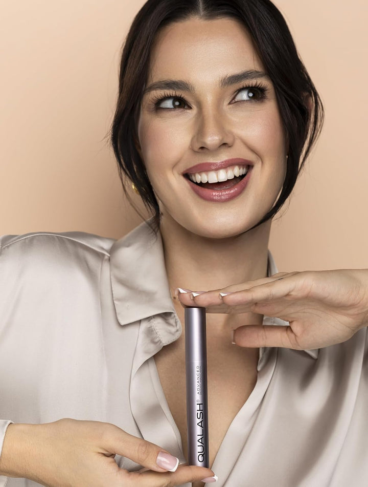 Mascara mit Wimpernserum-Effekt – QUALASH® Volume Max 10 ml – schwarze Wimperntusche für extremes Vo