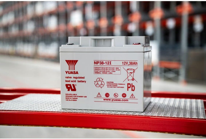 YUASA Batterie Yuasa NP38 – 12 (38Ah 12 V) für alle Arten von Anwendungen.
