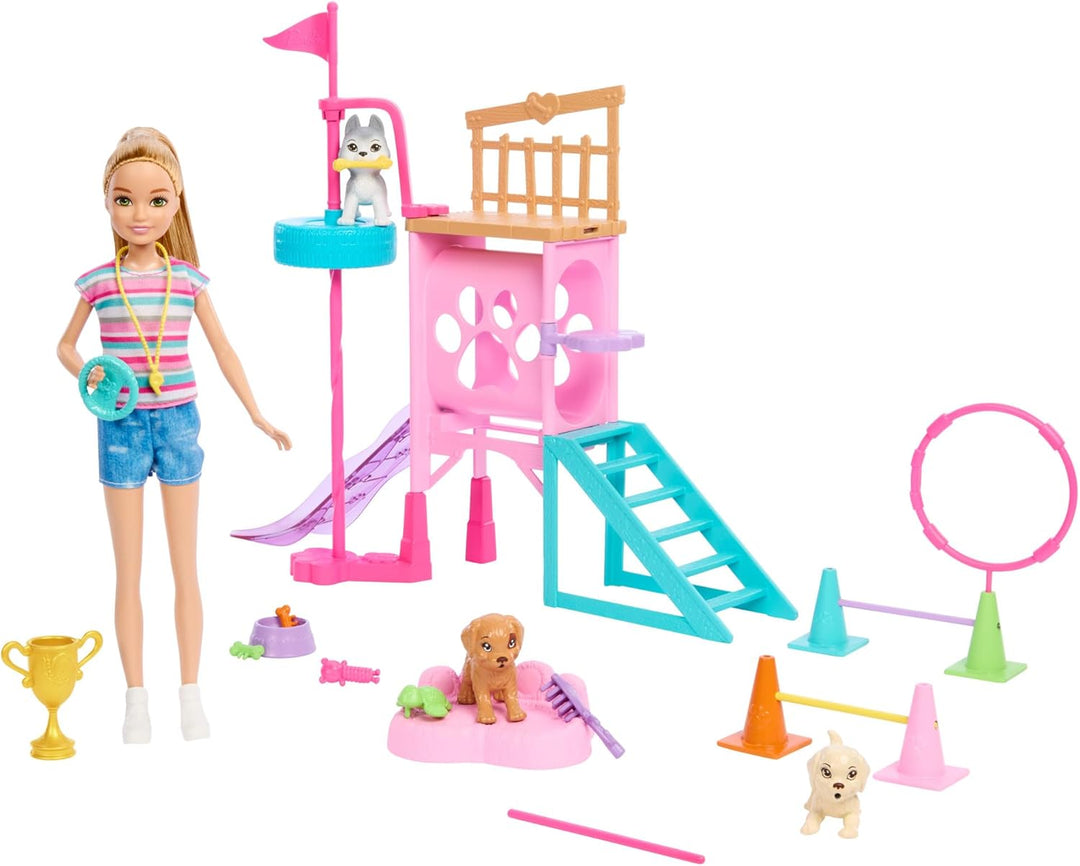 BARBIE und jüngere Schwester Stacie - Spielset mit Hündchen-Hindernisparcours mit drehendem Turm, Le