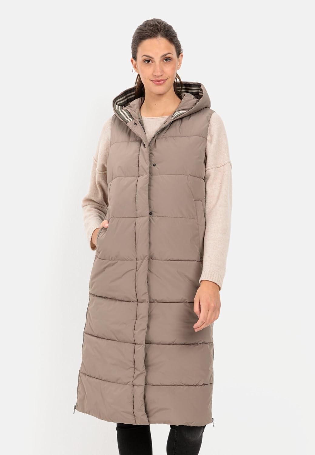 camel active Damen Lange Steppweste aus recyceltem Polyester, Braun