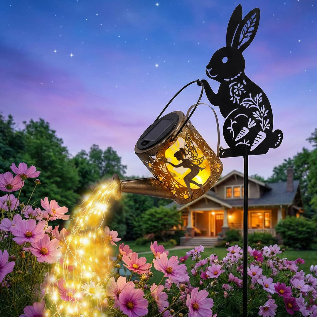 Solargiesskanne-Licht mit Hasen-Silhouette-Stecker & Feendesign – Kaskaden-LED-Lichterkette für Gart