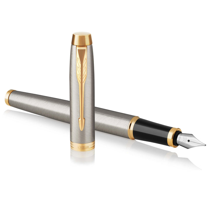 Parker IM Füller | Brushed Metal | Füllfederhalter mit feiner Feder | blaue Tinte | Geschenkbox Brus