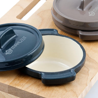 Mahlzeit Mini Cocotte Set mit Holzständer | 3 x 250 ml | Gusseisen 3er Set Serviertöpfe | emailliert