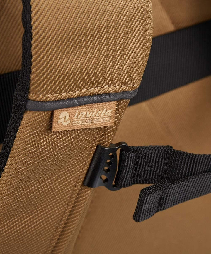Invicta Round Plus Backpack Geräumiger Rucksack, praktisch & unisex, mit Laptopfach für Uni, Arbeit,