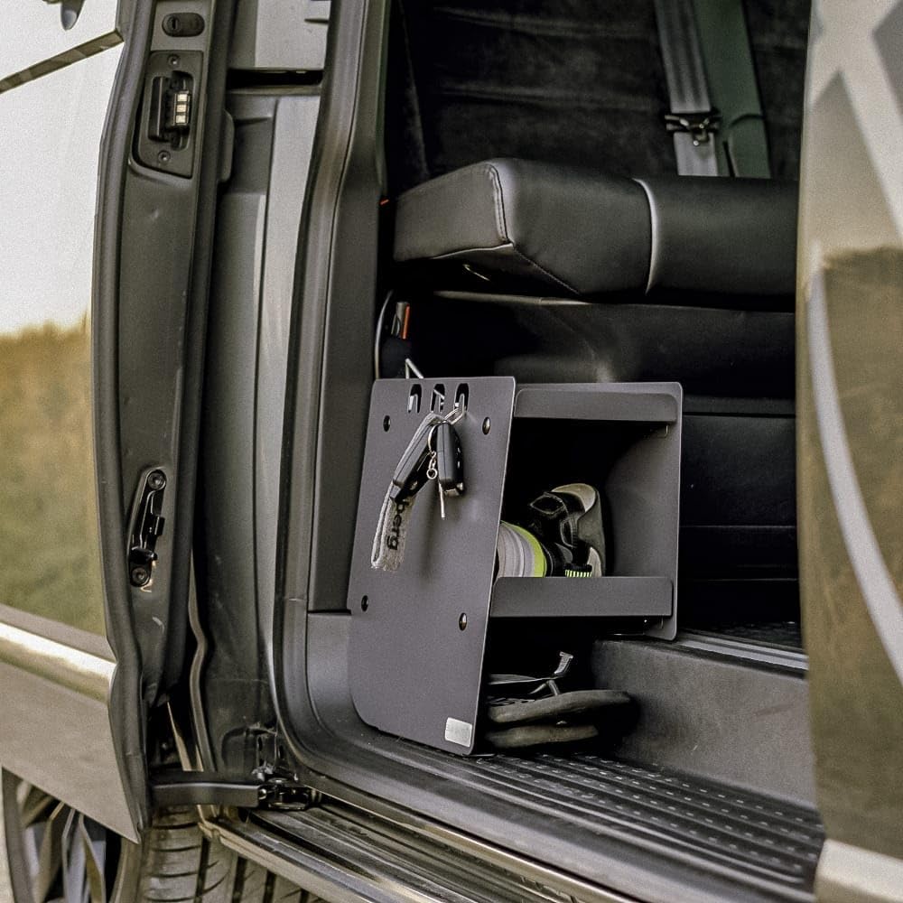 Bus-Boxx shoeBOXX Schuhregal für VW T5, T6, T6.1 Beifahrerseite – extra Stauraum für Schuhe und Klei