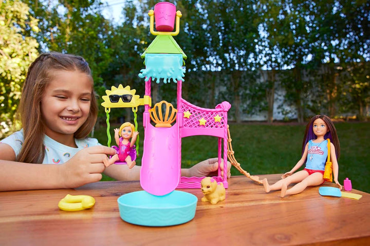BARBIE Skipper Erste Jobs Puppe und Accessoires - Erste Arbeitswelterfahrung im Wasserpark mit echte
