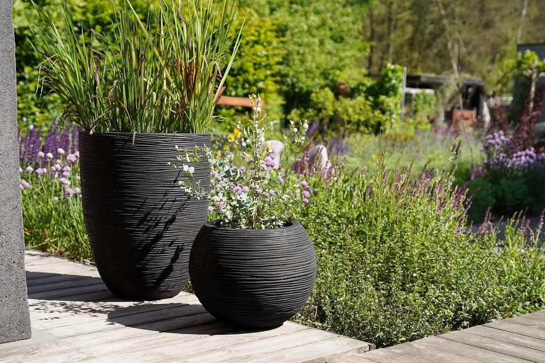 Capi Europe - Gefäss Kugel Rib NL - 40x32 - Elfenbein - Öffnung Ø24 - Blumentopf für den Innen- und