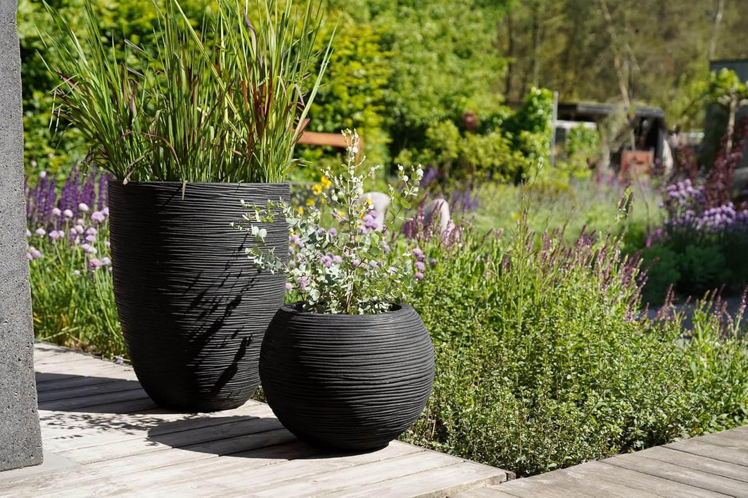 Capi Europe - Gefäss Kugel Rib NL - 40x32 - Elfenbein - Öffnung Ø24 - Blumentopf für den Innen- und