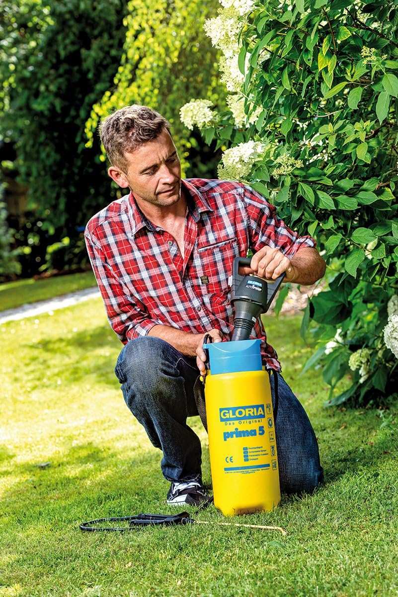 GLORIA Drucksprüher AutoPump Set | Gartenspritze | 5 L Füllinhalt | Sprühgerät mit Batterie-/Akku-Be