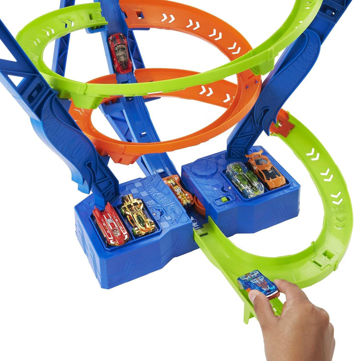Hot Wheels HJT51 - Action Spirale Autorennbahn mit Crash-Zonen und batterie-betriebenem Beschleunige