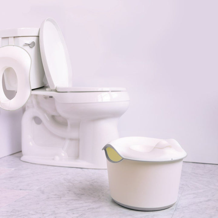 Ubbi einstellbarer Toilettentrainer, leicht zu reinigender Töpfchentrainingstrainer, Grau Adjustable