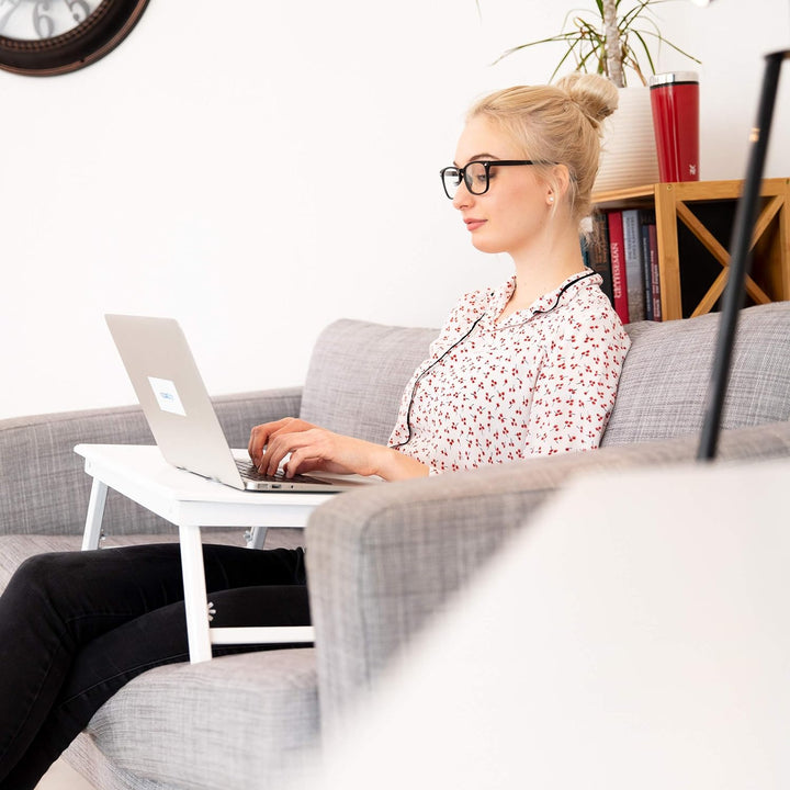 Relaxdays Bambus Laptoptisch, höhenverstellbarer Laptopständer für Bett und Sofa, mit Schublade, HBT