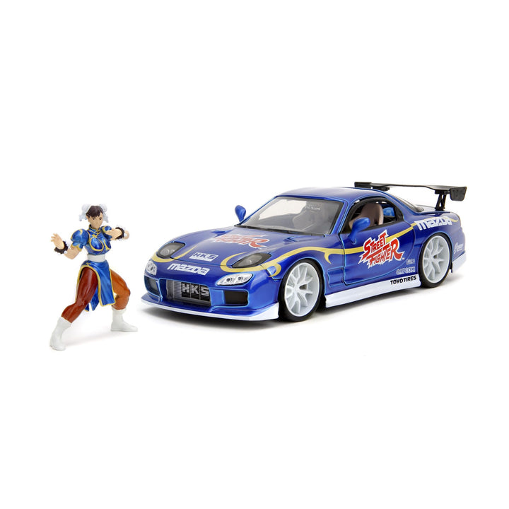 Jada Toys Street Fighter Figur Chun-Li mit Modellauto 1993er Mazda RX-7 - Set aus Actionfigur (6 cm)