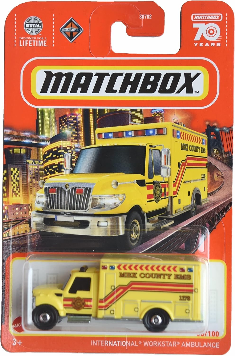 Matchbox International Workstar Krankenwagen, gelb, 38/100