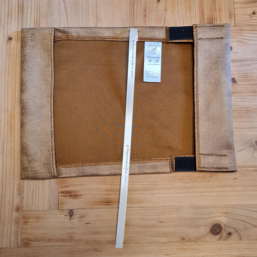 Exclusive, edle Buchumschläge aus Nubuck-Leder-Imitat oder Kork mit Klettverschluss und Lesezeichen,