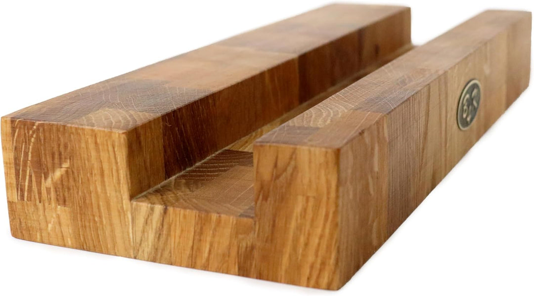 B4K® Hackbrettständer aus Eiche – Stabiler Schneidebretthalter für Holzbrett & Hackblock (4 cm dick)