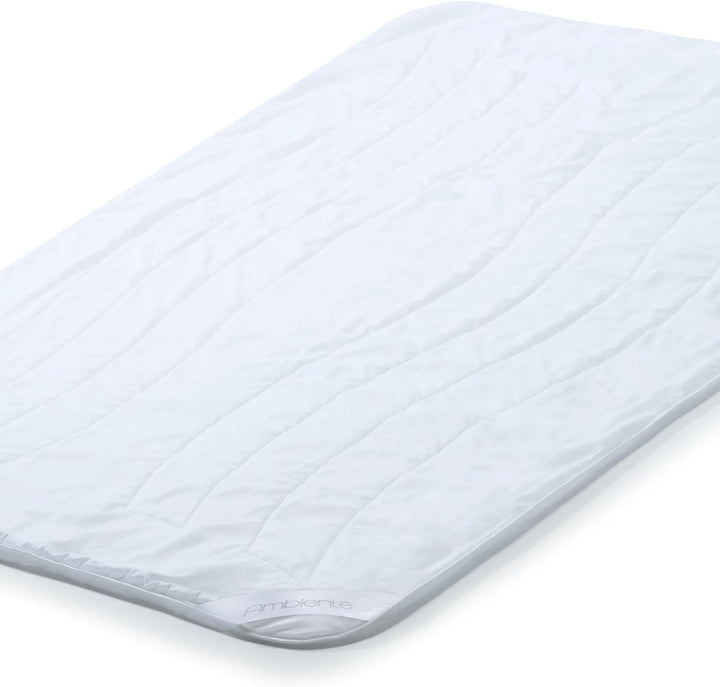 aqua-textil Ambiente Ganzjahres Steppbettdecke 200 x 220 cm Mikrofaser Steppdecke atmungsaktiv Winte