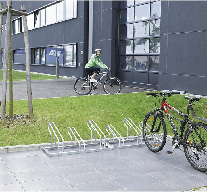eurokraft | Fahrradständer | Bügel aus 18 mm Stahlrohr | Radeinstellung einseitig | feuerverzinkt |