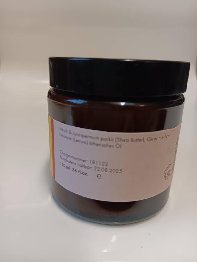 Moringa Haarbutter mit Sheabutter: Intensive Pflege für gestresstes Haar, hormonell bedingten Haarau