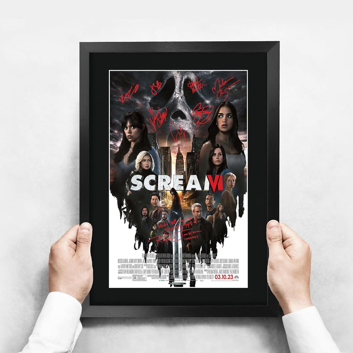HWC Trading FR A3 Scream 6 Geschenke Geduckter Poster Signiertes Autogramm Foto für Fans von Film Me
