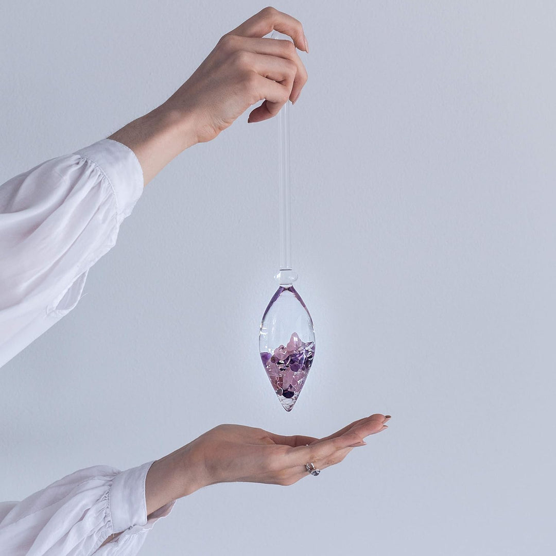 Vitajuwel Wellness Edelsteinwasserset für Zuhause (Karaffe Era & Phiole) mit Amethyst, Rosenquarz &