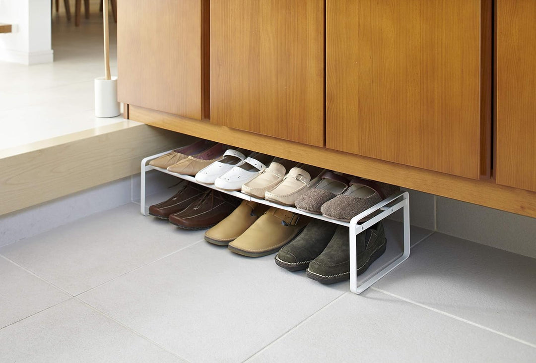 Yamazaki 7209 FRAME Ausziehbares Schuhregal, weiss, Stahl, Minimalistisches Design, 41～70 x 25 x 17,