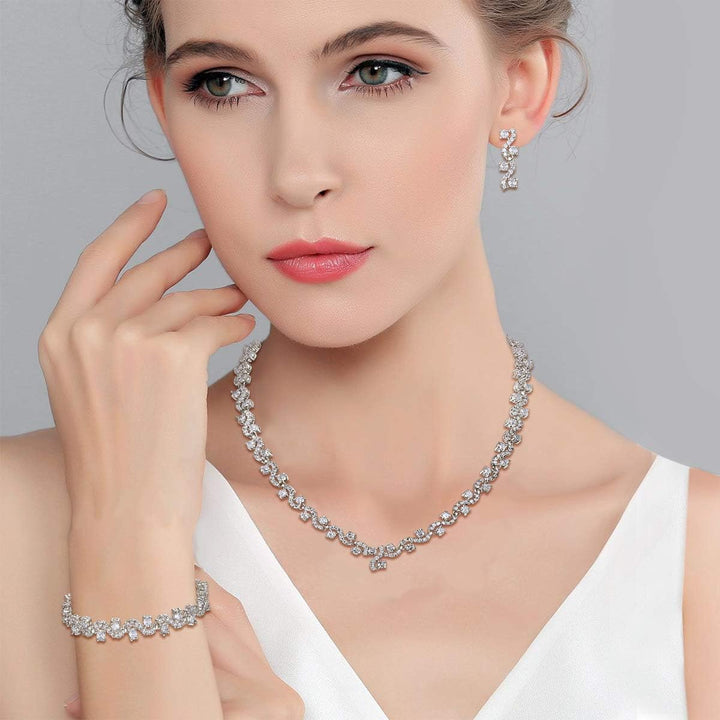 EVER FAITH® Zirkonia Kristall elegant Braut Modeschmuck Schmuck-Sets Silber-Ton N03406-1