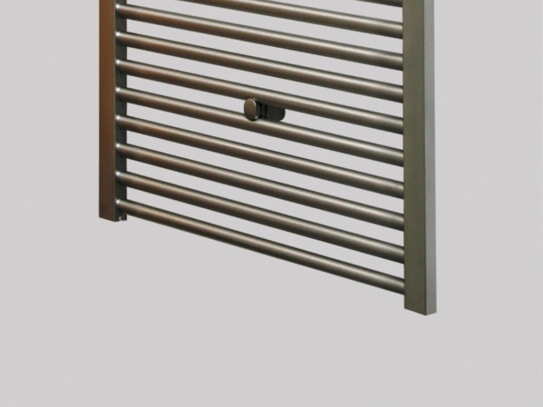 Badheizkörper Design Edelstahl 2, HxB: 121 x 60 cm, 811 W MADE IN GERMANY Szagato Handtuchheizung Ha