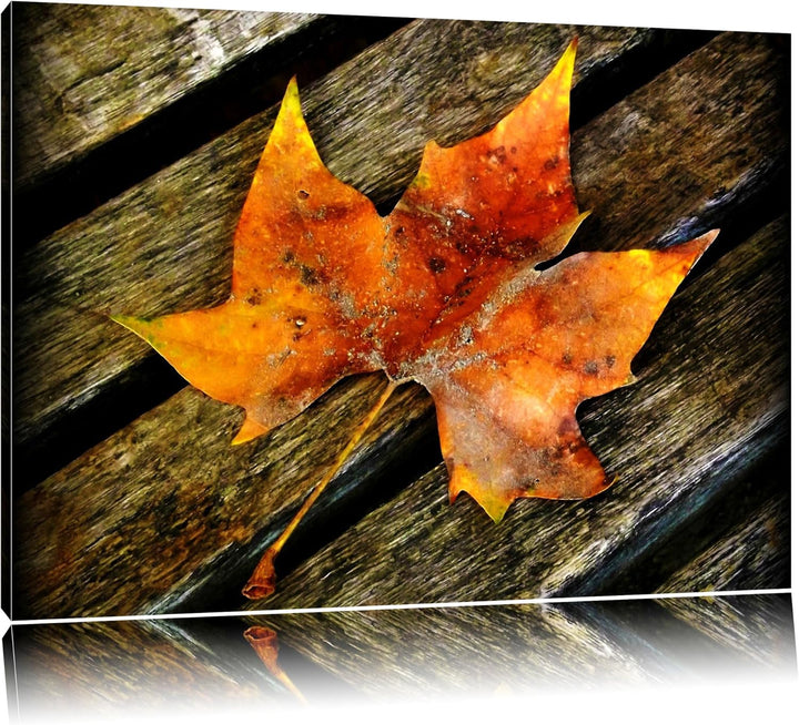 Pixxprint kleines Herbstblatt auf Holz auf Leinwand, XXL riesige Bilder fertig gerahmt mit Keilrahme